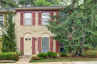76 Bradford Court, Aberdeen, NJ 07747