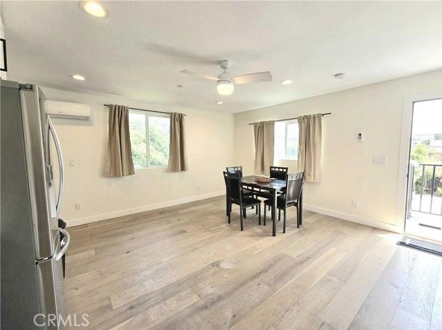 1225 W 41st 1227, Los Angeles, CA 90037