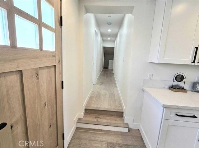 1225 W 41st 1227, Los Angeles, CA 90037