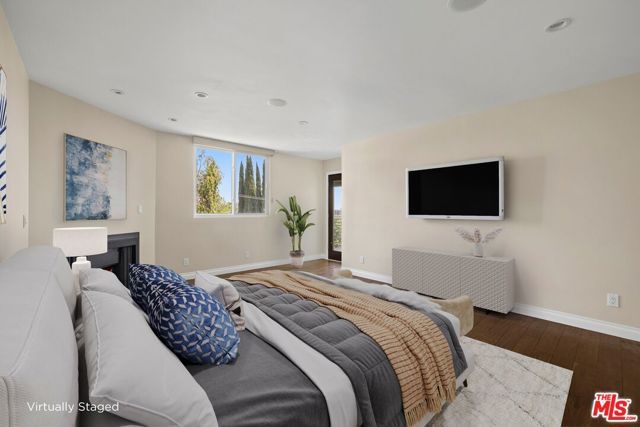 1129 Larrabee Street 15, West Hollywood, CA 90069