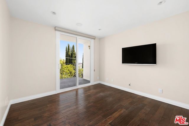 1129 Larrabee Street 15, West Hollywood, CA 90069