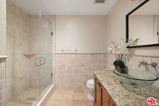 1129 Larrabee Street 15, West Hollywood, CA 90069