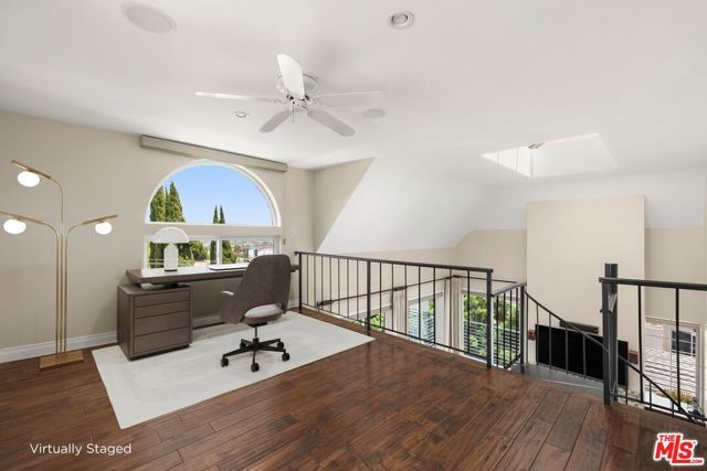 1129 Larrabee Street 15, West Hollywood, CA 90069