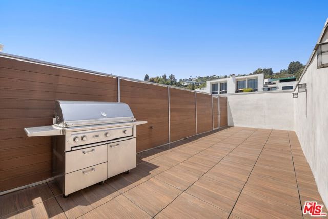 1129 Larrabee Street 15, West Hollywood, CA 90069