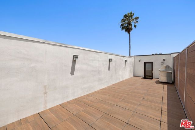 1129 Larrabee Street 15, West Hollywood, CA 90069