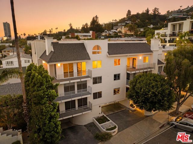 1129 Larrabee Street 15, West Hollywood, CA 90069