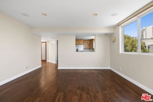 1129 Larrabee Street 15, West Hollywood, CA 90069