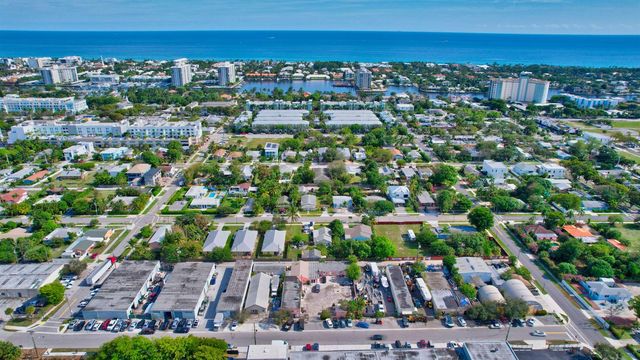 369 SE 2nd Avenue, Delray Beach, FL 33483