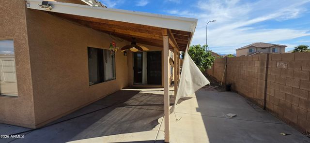 6328 W FLORENCE Avenue, Phoenix, AZ 85043