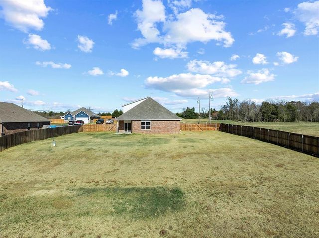 5591 Grassland Drive, Guthrie, OK 73044