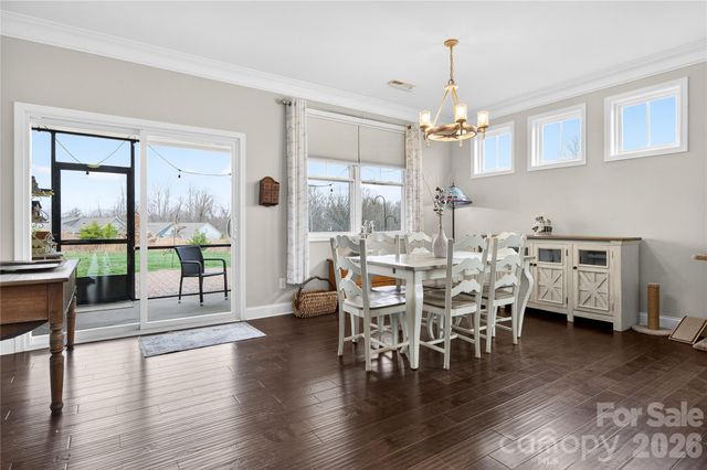 129 Rosebay Drive, Mooresville, NC 28117
