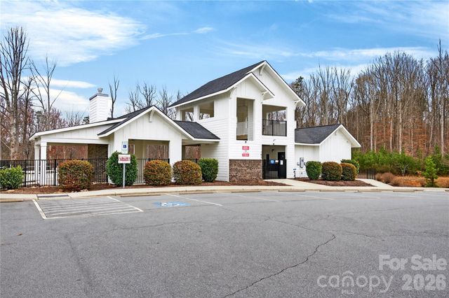 129 Rosebay Drive, Mooresville, NC 28117
