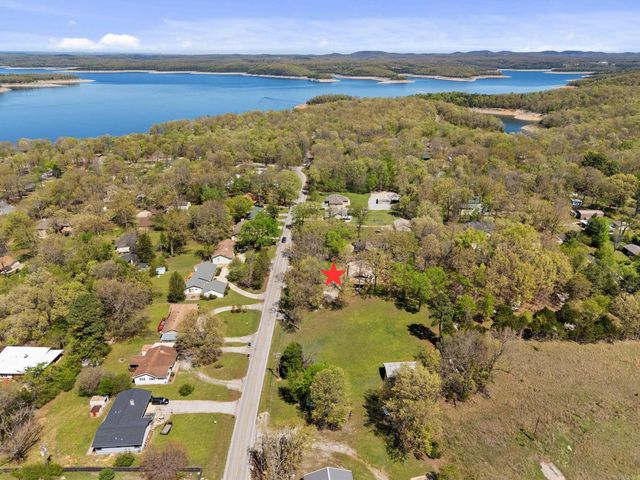 107 Boat Dock Road, Lakeview, AR 72642
