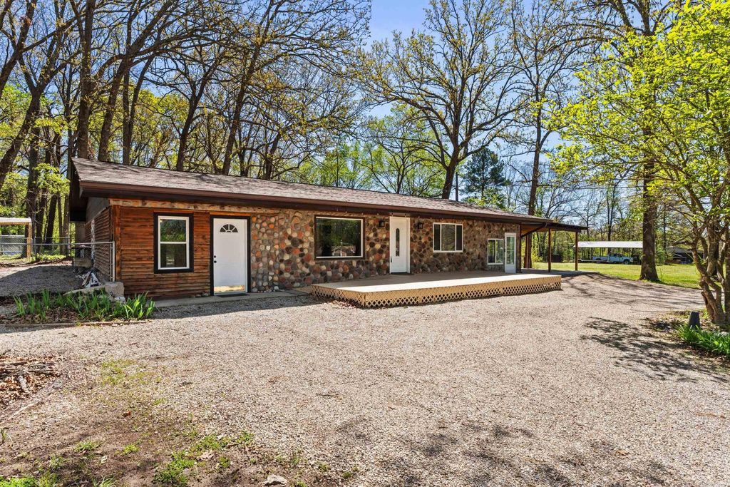 107 Boat Dock Road, Lakeview, AR 72642