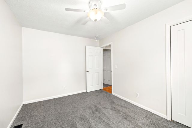 660 Woodside Drive, Manning, SC 29102