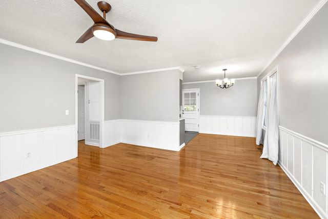 660 Woodside Drive, Manning, SC 29102