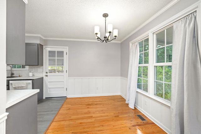 660 Woodside Drive, Manning, SC 29102