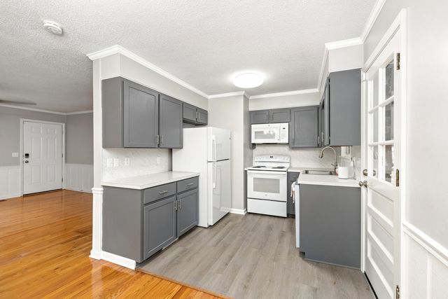 660 Woodside Drive, Manning, SC 29102