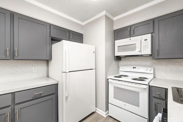 660 Woodside Drive, Manning, SC 29102