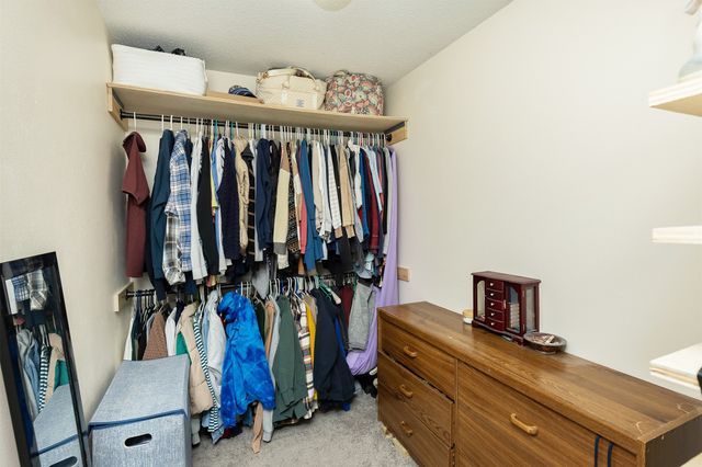 3018 SW Prairie View Road, Ankeny, IA 50023