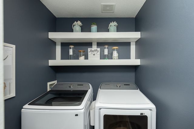 3018 SW Prairie View Road, Ankeny, IA 50023