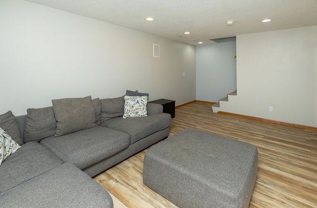 3018 SW Prairie View Road, Ankeny, IA 50023