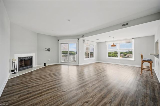 500 Winston Salem Ave Apt 410, Virginia Beach, VA 23451