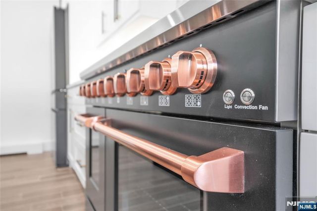 428 6th Street 2, Palisades Park, NJ 07650