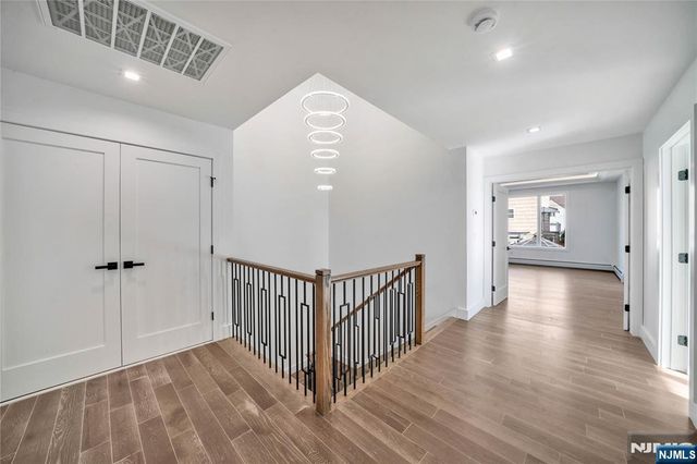 428 6th Street 2, Palisades Park, NJ 07650