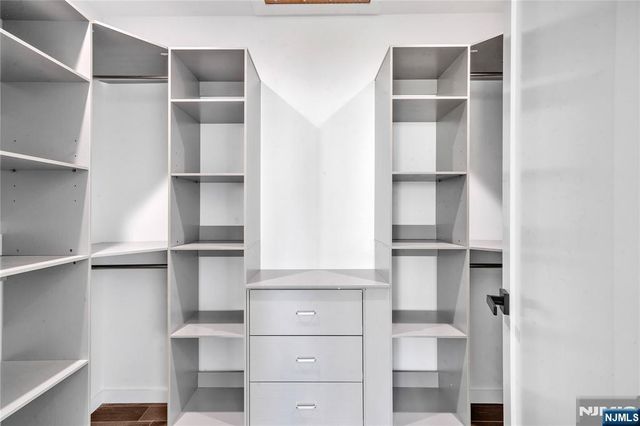 428 6th Street 2, Palisades Park, NJ 07650