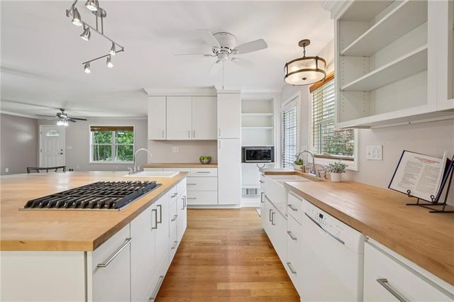 3982 Green Forest Parkway SE, Smyrna, GA 30082