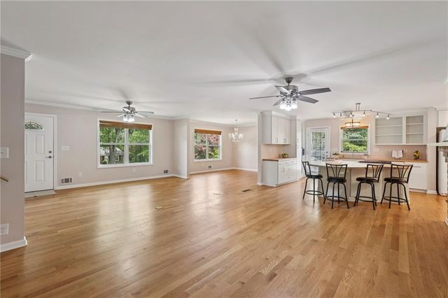 3982 Green Forest Parkway SE, Smyrna, GA 30082