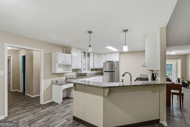 819 N Bethany Road, Mcdonough, GA 30252