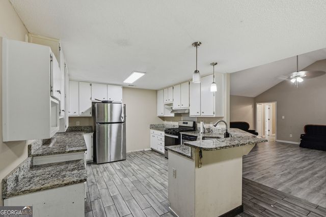 819 N Bethany Road, Mcdonough, GA 30252