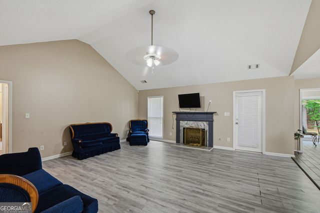 819 N Bethany Road, Mcdonough, GA 30252