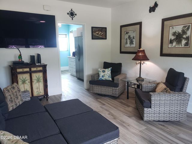 500 S Beach St Apt A3, Daytona Beach, FL 32114