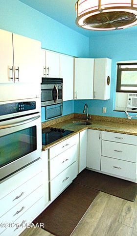 500 S Beach St Apt A3, Daytona Beach, FL 32114