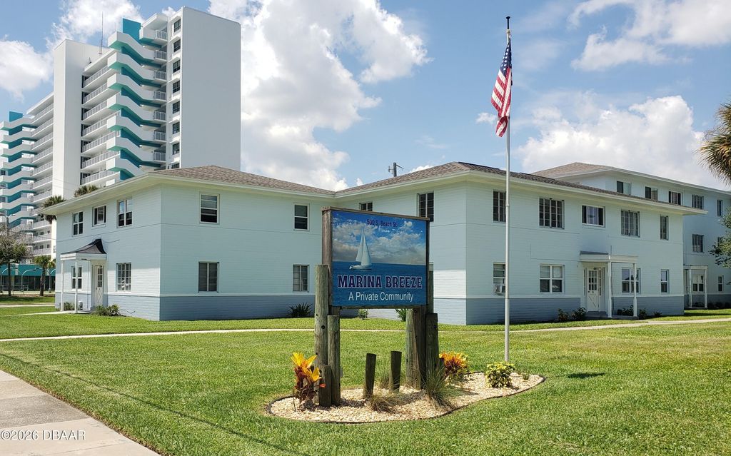 500 S Beach St Apt A3, Daytona Beach, FL 32114