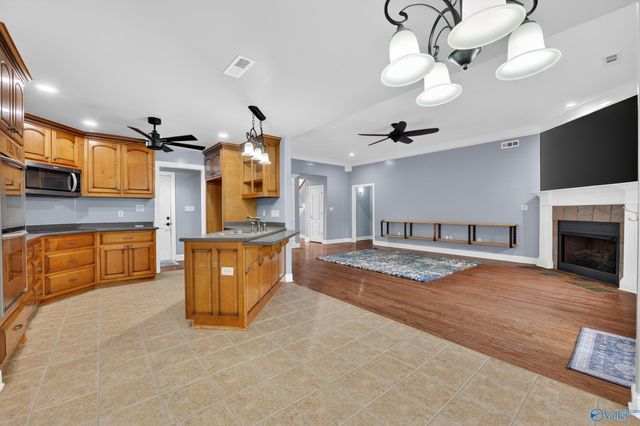 218 Harvest Ridge Drive, Harvest, AL 35749