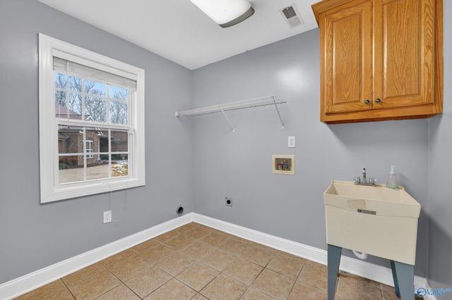 218 Harvest Ridge Drive, Harvest, AL 35749