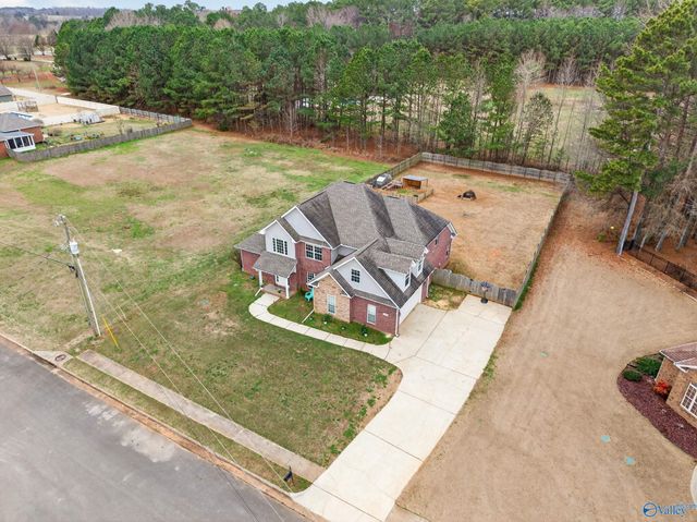 218 Harvest Ridge Drive, Harvest, AL 35749