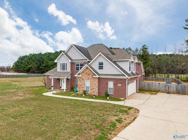 218 Harvest Ridge Drive, Harvest, AL 35749