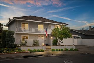 21941 Oceanview Lane, Huntington Beach, CA 92646