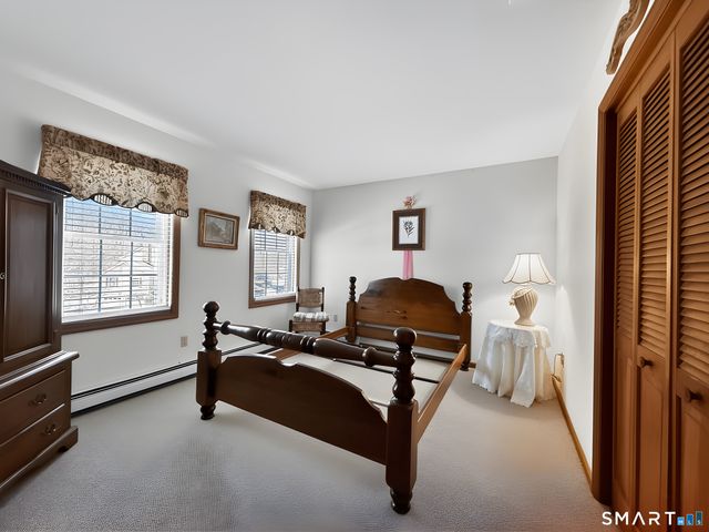 42 Greenwood Circle, Seymour, CT 06483