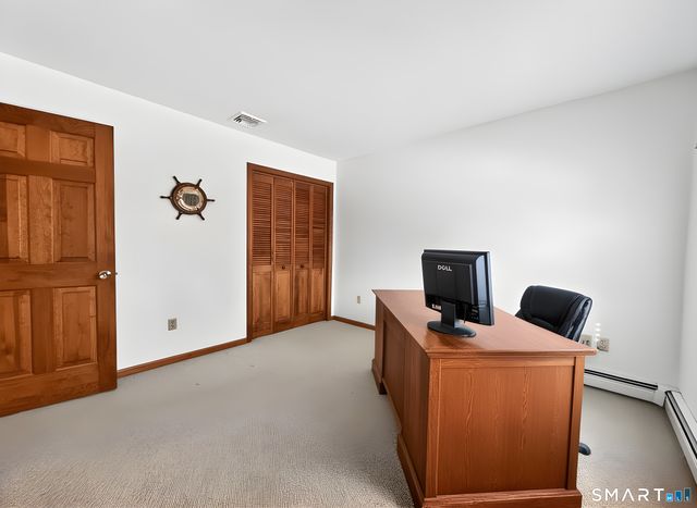 42 Greenwood Circle, Seymour, CT 06483