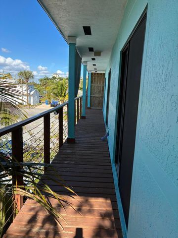 118 N Lakeview Avenue 2, Lantana, FL 33462