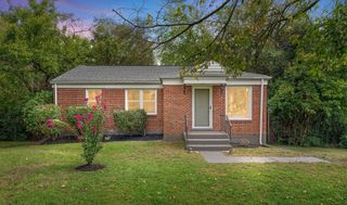 2822 Saint Edwards Dr, Nashville, TN 37211