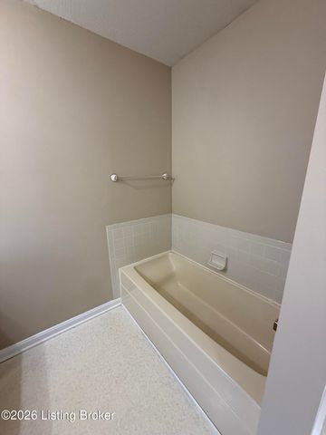 110 Brendenwood Ct, Elizabethtown, KY 42701