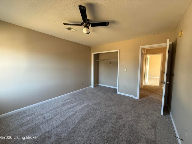 110 Brendenwood Ct, Elizabethtown, KY 42701