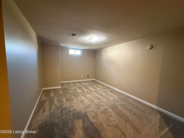 110 Brendenwood Ct, Elizabethtown, KY 42701